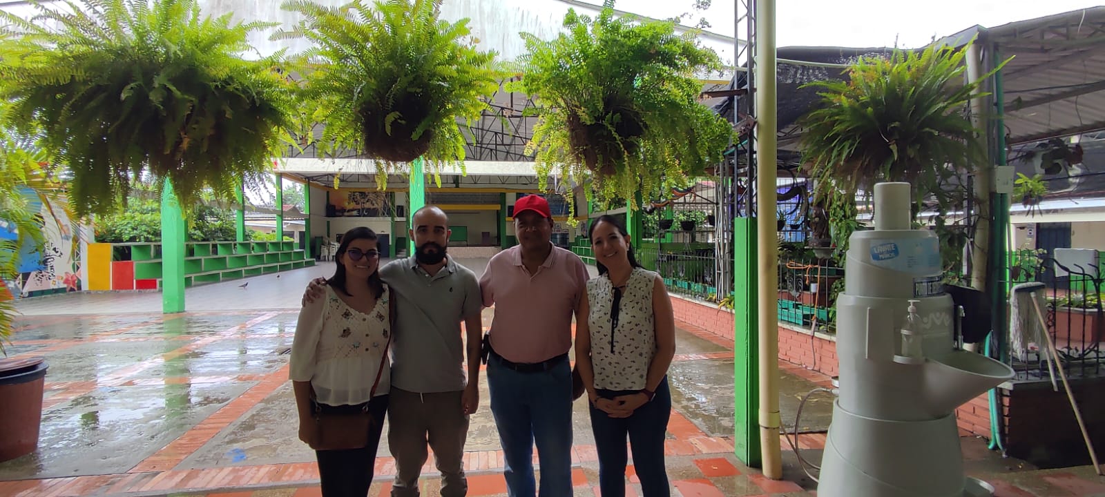 Yenny Rodriguez – Faviola Naranjo y Elkin lozada docentes investigadores junto a Gonzalo Gaitan – director de nucleo