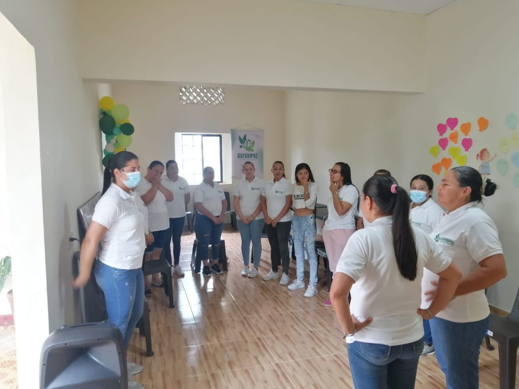 Mujeres del municipio de Teorama en la región del Catatumbo realizan taller de formación sobre la Ruta de Innovación Social - RUTA del PCIS.jpeg